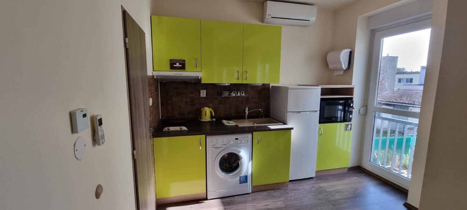 Apartman Panorama Štúrovo Eksteriør billede