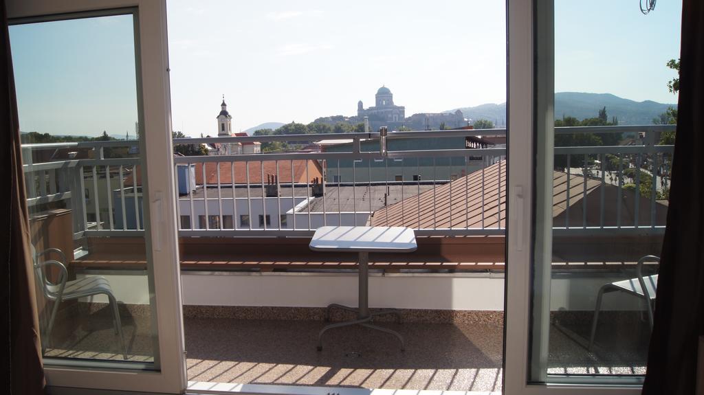 Apartman Panorama Štúrovo Eksteriør billede