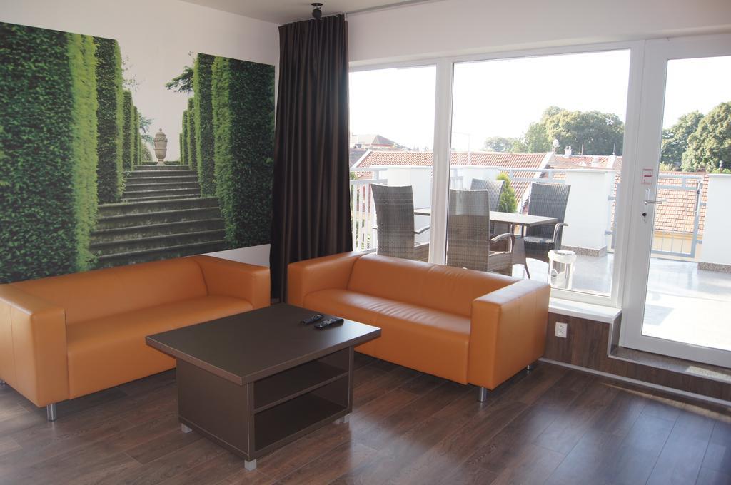 Apartman Panorama Štúrovo Eksteriør billede